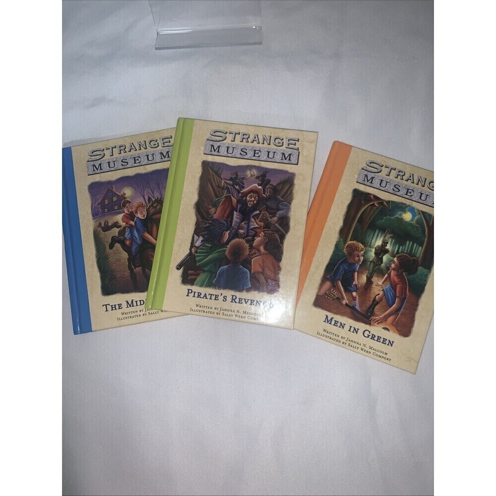 Strange Museum Book Series #1-3  in Slipcase Hooked on Phonics Master Reader Lot